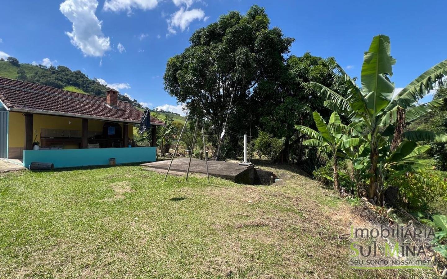 Chácara com 4.500m2, acesso asfaltado, À Venda em Cambuí cod2400 (26)