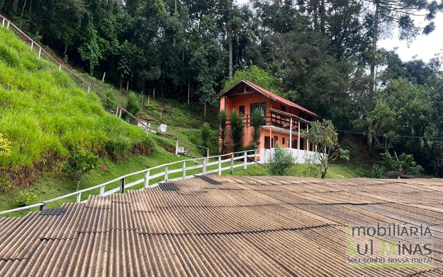 Chácara de 5927m ² a 10km da cidade À Venda em Cambuí MG cod2401 (11)