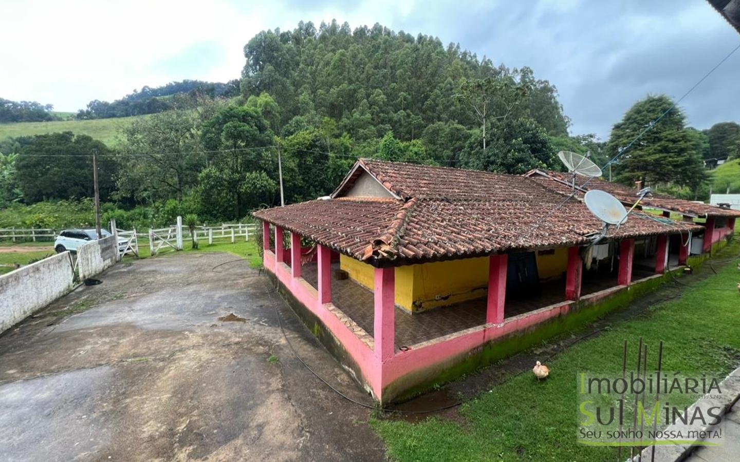 Chácara de 5927m ² a 10km da cidade À Venda em Cambuí MG cod2401 (33)