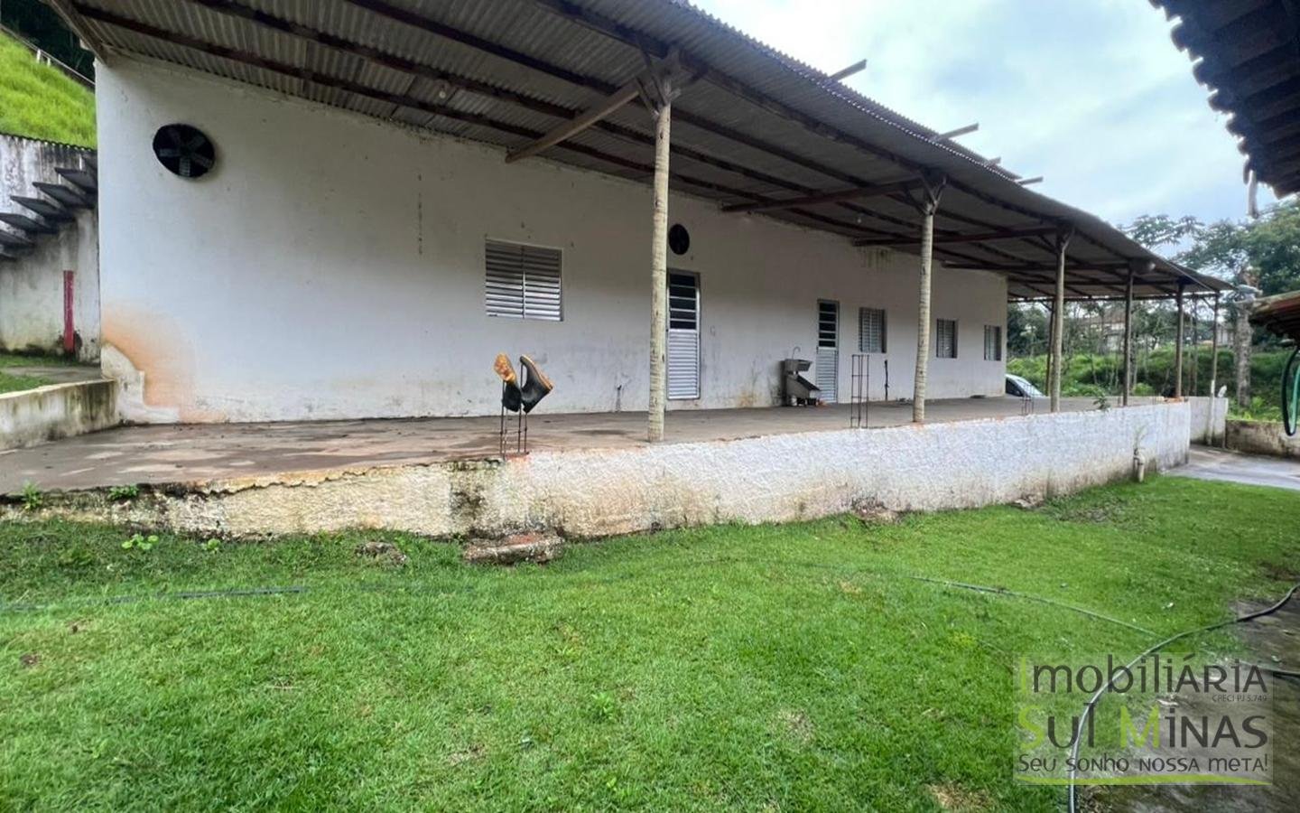 Chácara de 5927m ² a 10km da cidade À Venda em Cambuí MG cod2401 (5)