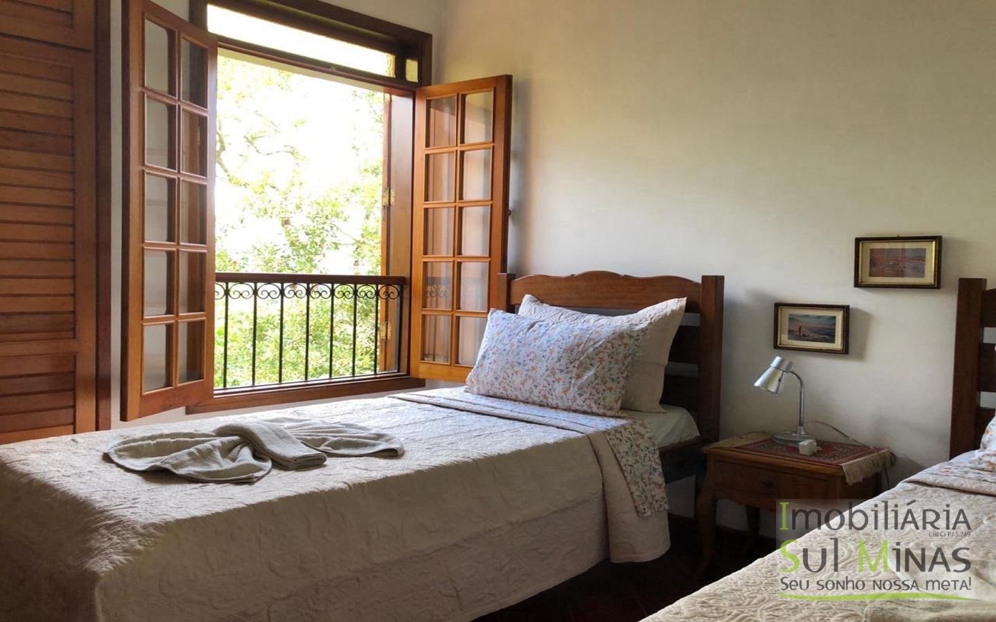 Lindíssima Casa de Inverno a Venda em Monte Verde MG Cod. 1943 (11)