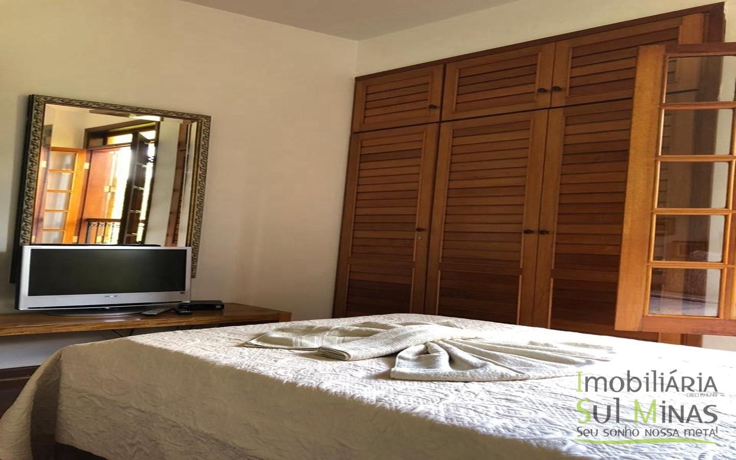 Lindíssima Casa de Inverno a Venda em Monte Verde MG Cod. 1943 (13)