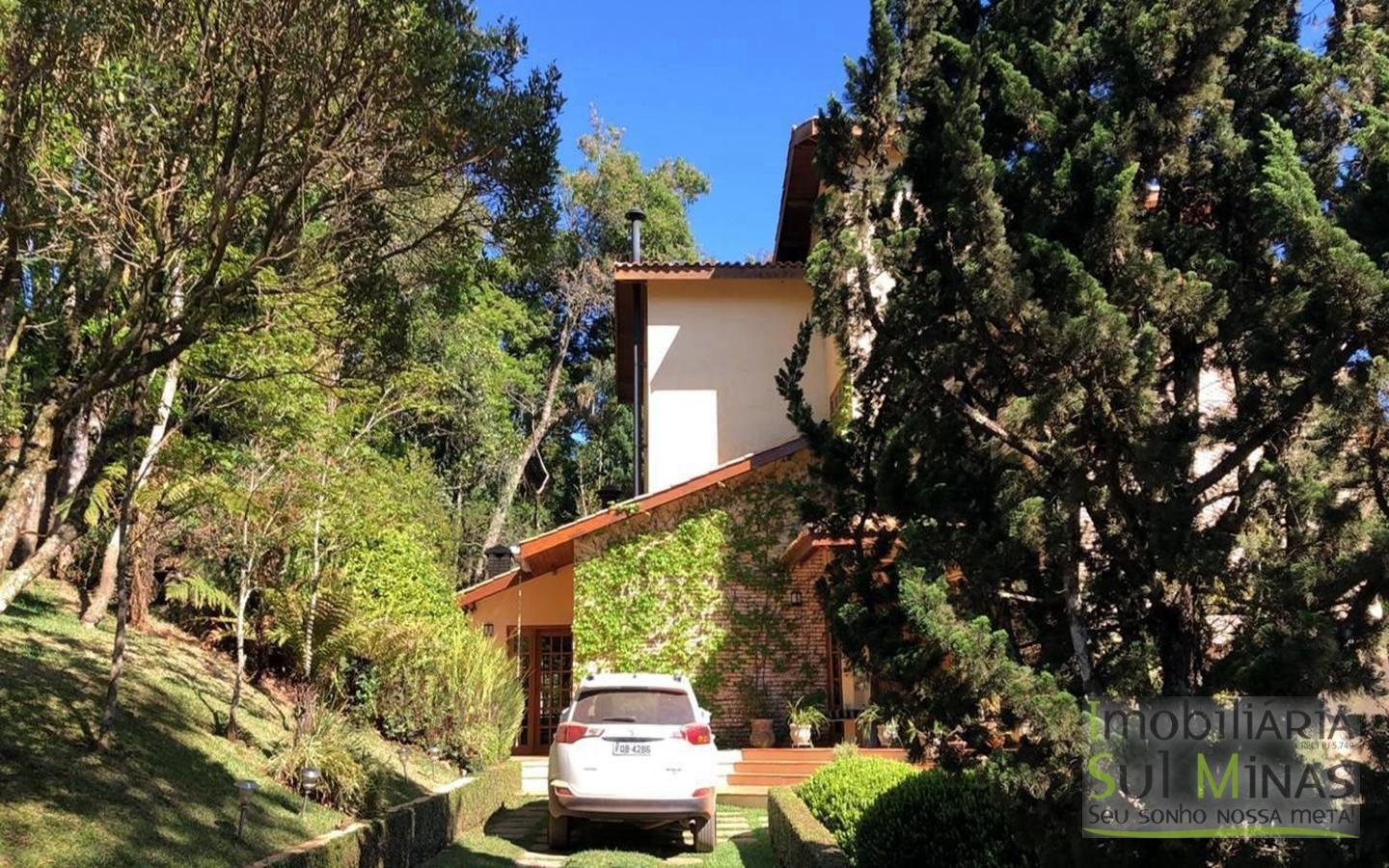 Lindíssima Casa de Inverno a Venda em Monte Verde MG Cod. 1943 (36)