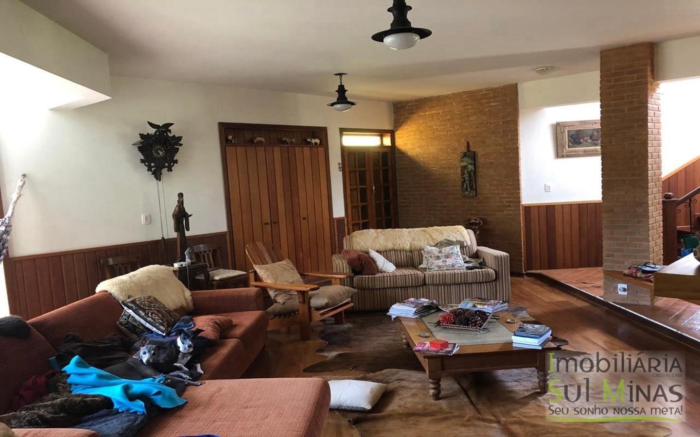 Lindíssima Casa de Inverno a Venda em Monte Verde MG Cod. 1943 (40)