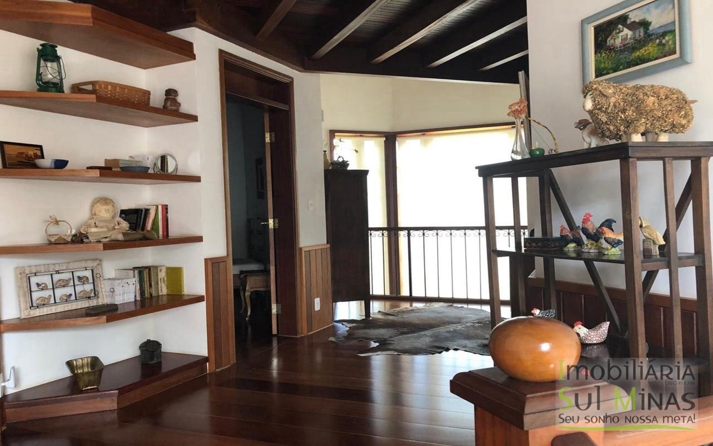 Lindíssima Casa de Inverno a Venda em Monte Verde MG Cod. 1943 (43)