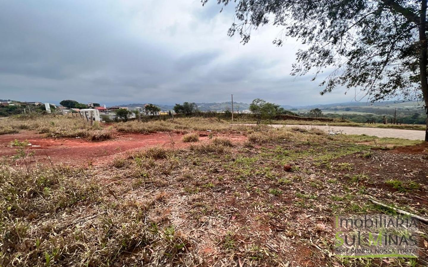 Lote Urbano em Cambuí MG com ótima topografia (6)