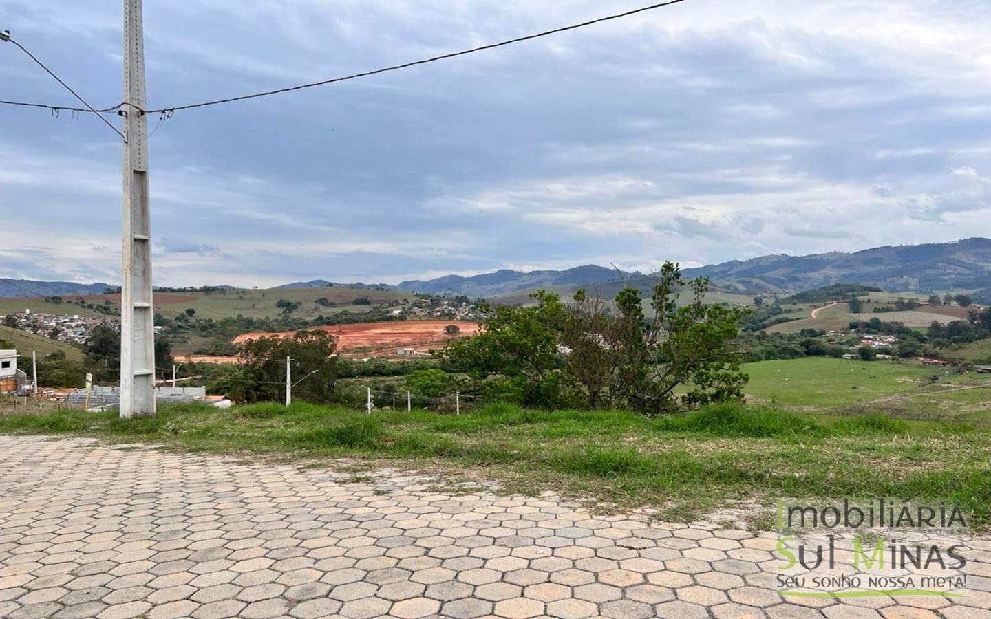 Lote a Venda de 171,49 m² em Cambuí MG com 9,20 de frente Cód. 1532 (1) Lote a Venda de 171,49 m² em Cambuí MG com 9,20 de frente Cód. 1532 (1)