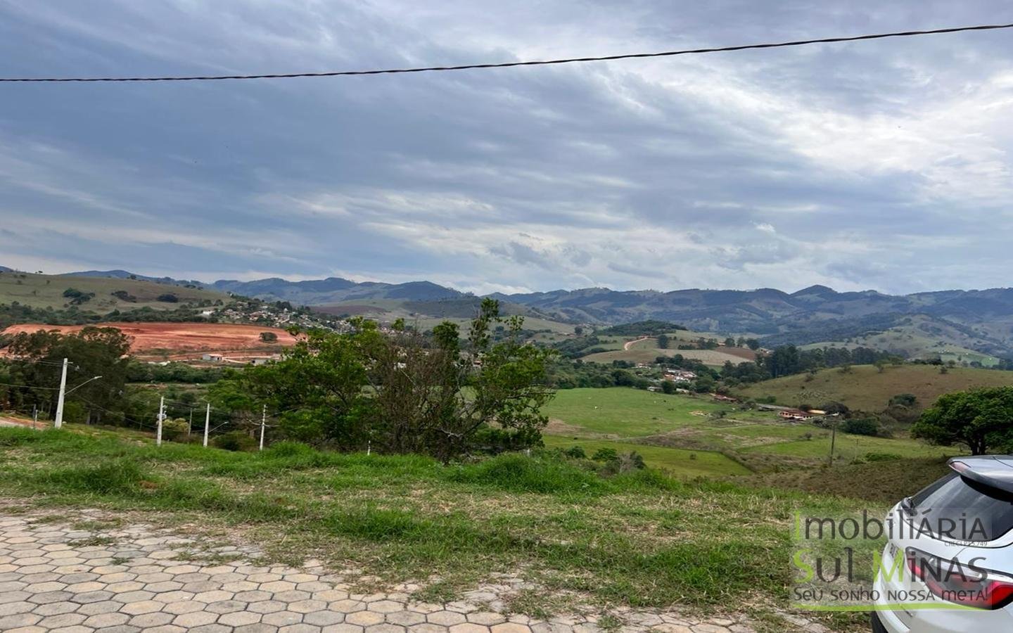 Lote a Venda de 171,49 m² em Cambuí MG com 9,20 de frente Cód. 1532 (3)