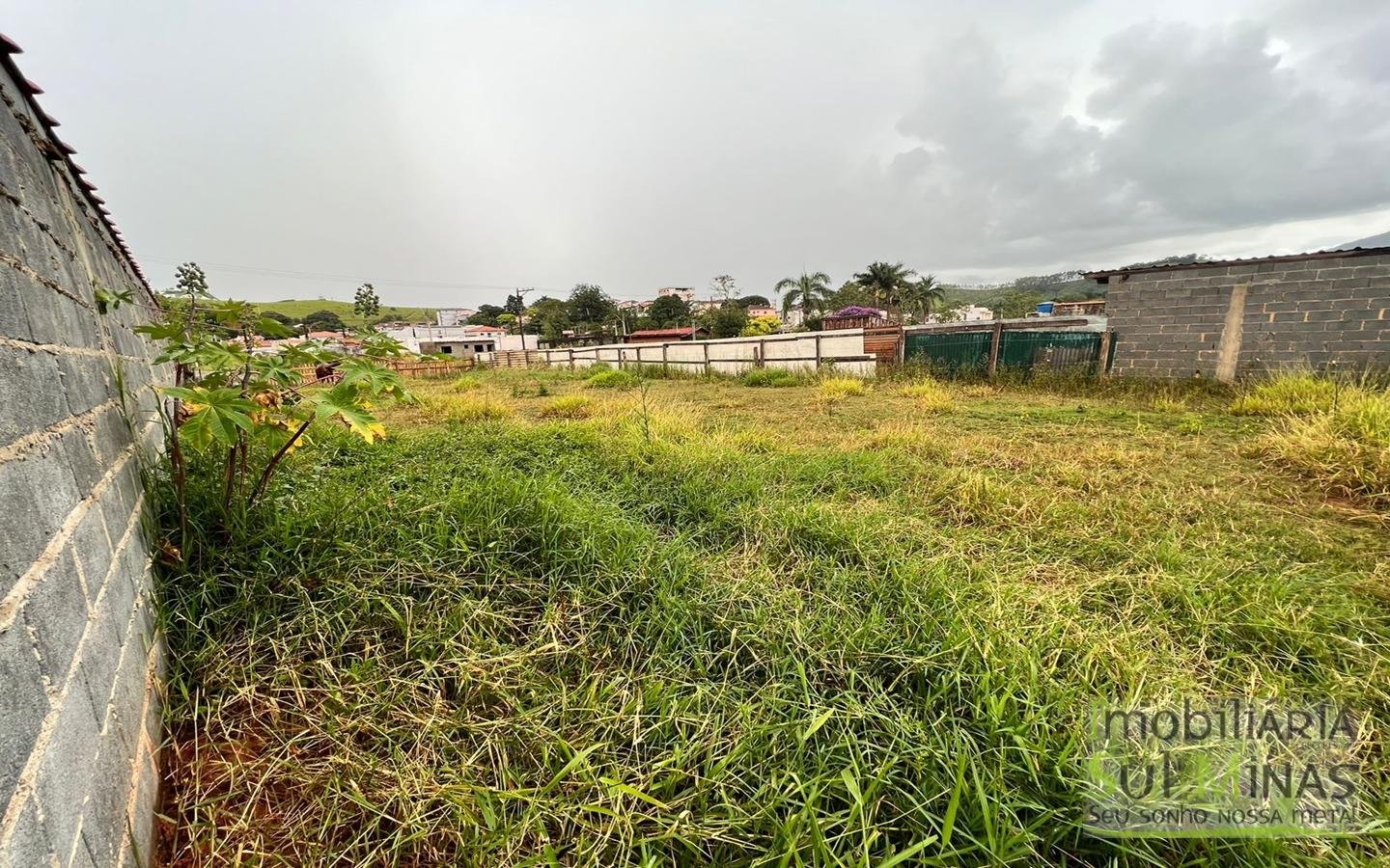 Lote à venda na cidade de Córrego do Bom Jesus MG com 983 metros Cód. 1619 (1)