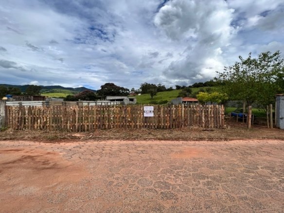 Lote à venda na cidade de Córrego do Bom Jesus MG com 983 metros Cód. 1619 (5)