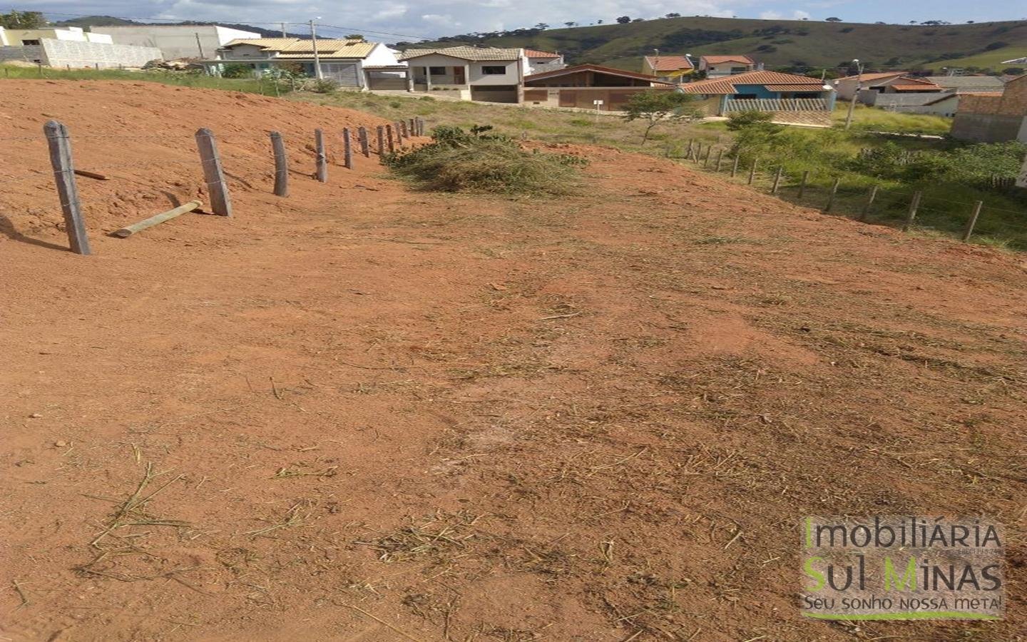 Lote a venda no Córrego do Bom Jesus MG com 355,48 m² Cod 1235 (1)