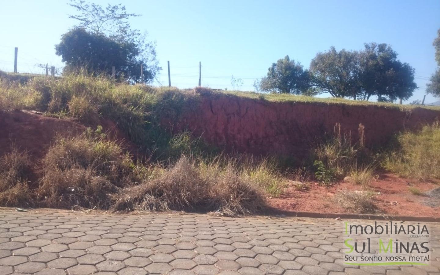 Lote com 308 m² a Veda em Cambuí Cod 1154 (1)