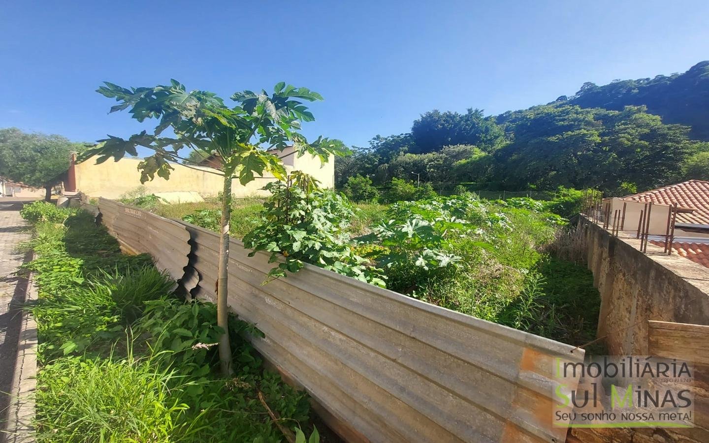 Lote com 635 m² a Venda em Cambuí MG Cod. 1845 (3)