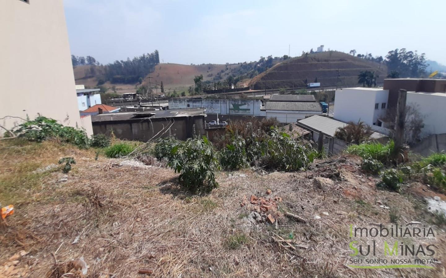 Lote de 249,20 m² 10 metros de frente por 25 de lateral e 9,95 de fundo 1349 (1)