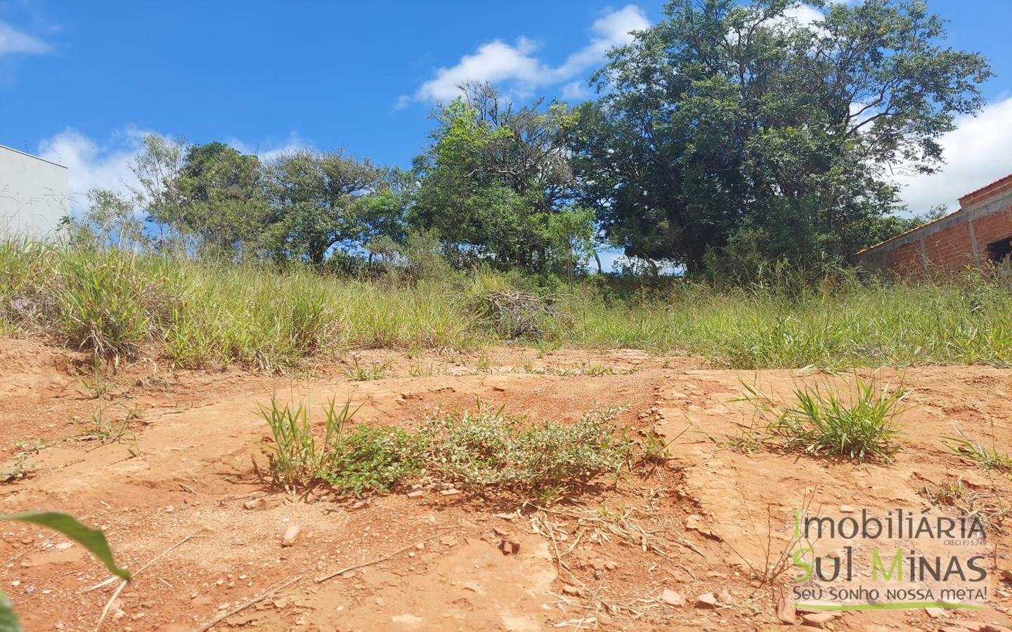 Lote de 320 m² a Venda no Córrego do Bom Jesus MG Cód. 1616 (2)