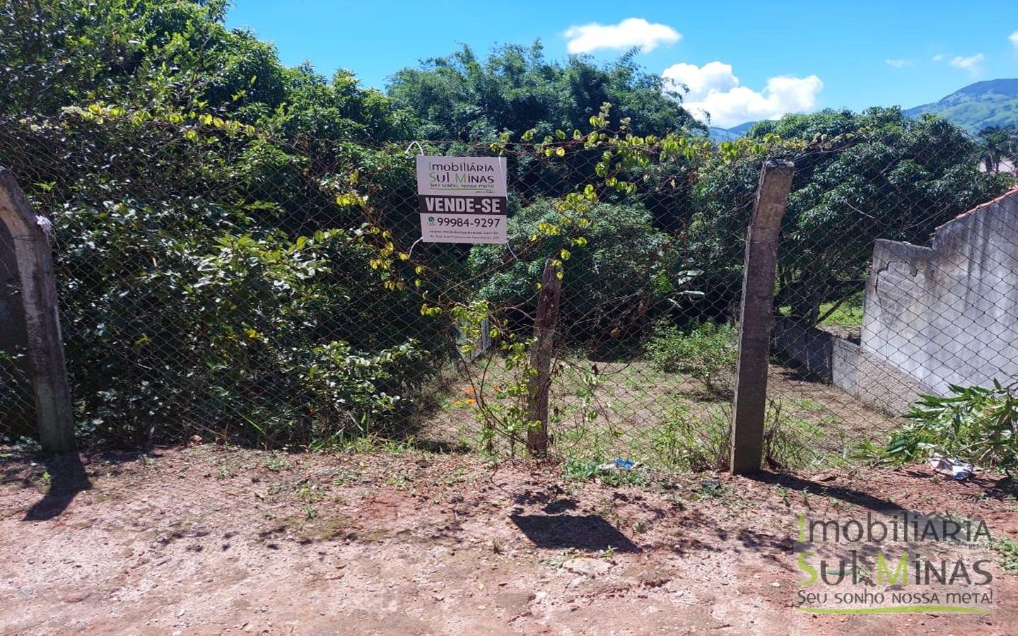 Lote de 400 m² a Venda no Córrego do Bom Jesus MG Cód. 1609 (4)