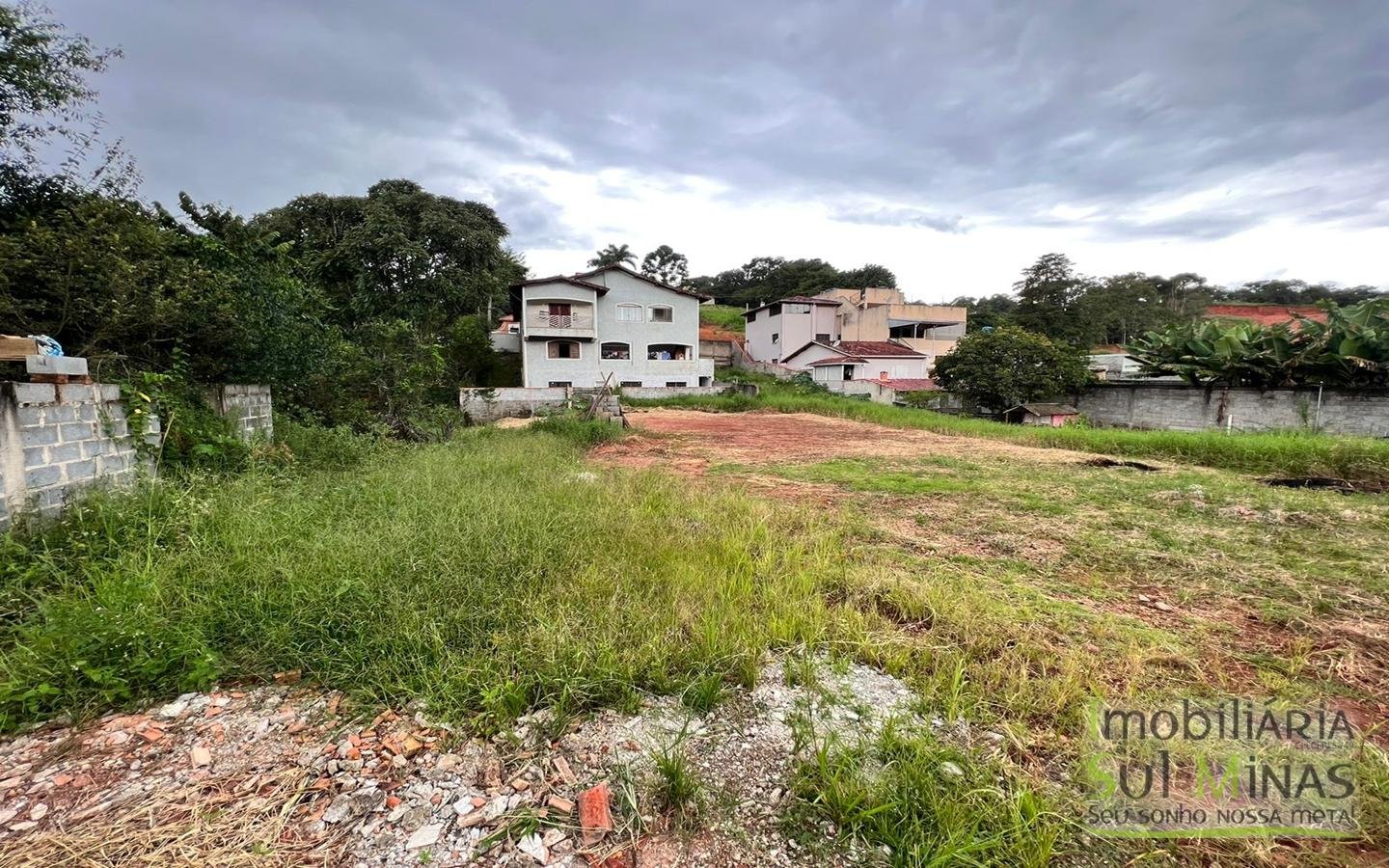 Lote de 500 m² a Venda em Cambuí MG Cód. 1628 (1)