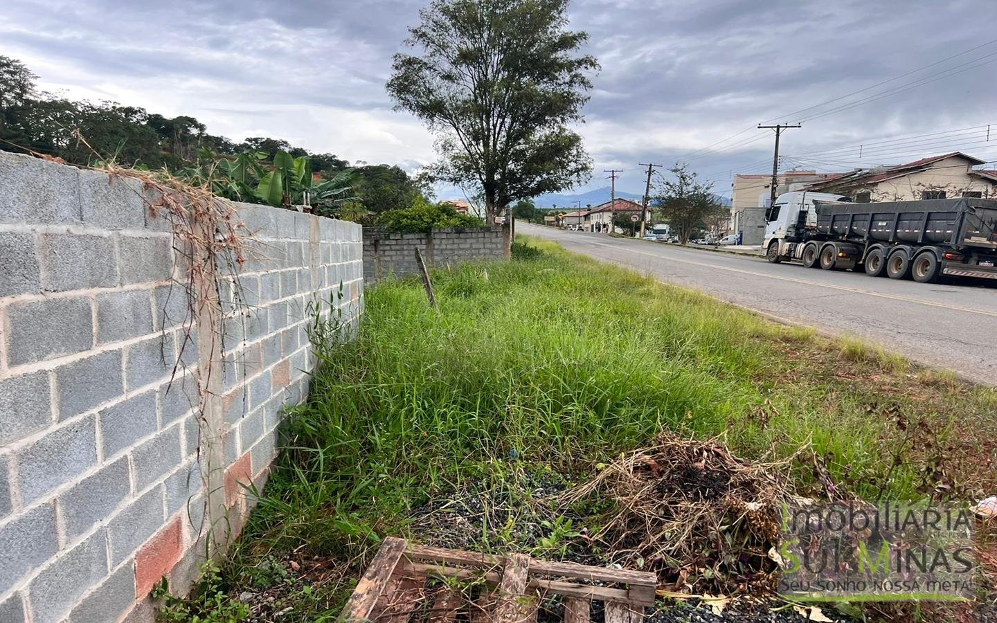 Lote de 500 m² a Venda em Cambuí MG Cód. 1628 (3)