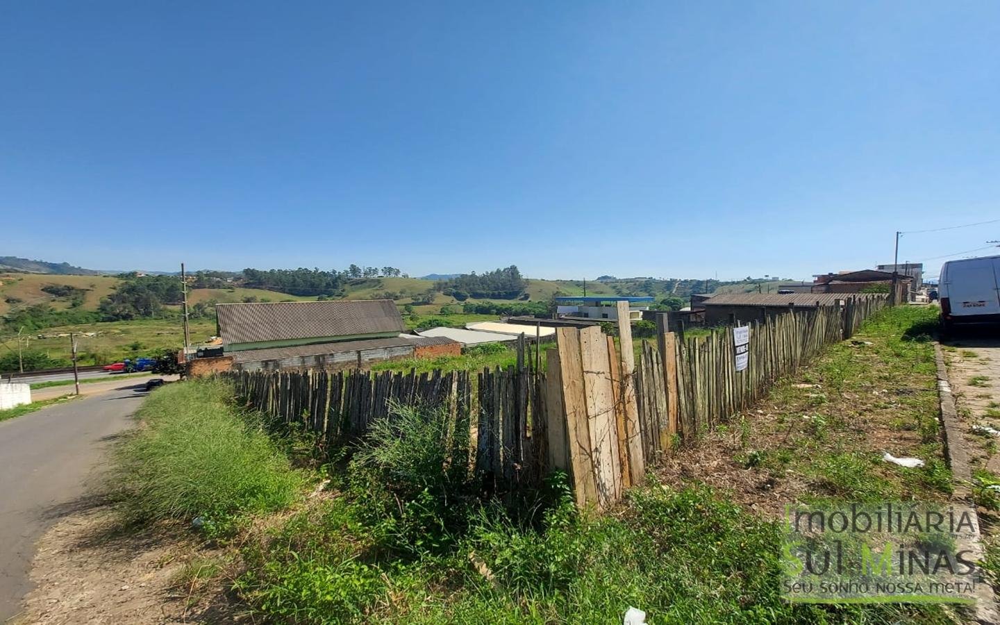 Lote de 900 m² a 50 metros da Fernão Dias em Cambuí MG Cod. 1798 (5)
