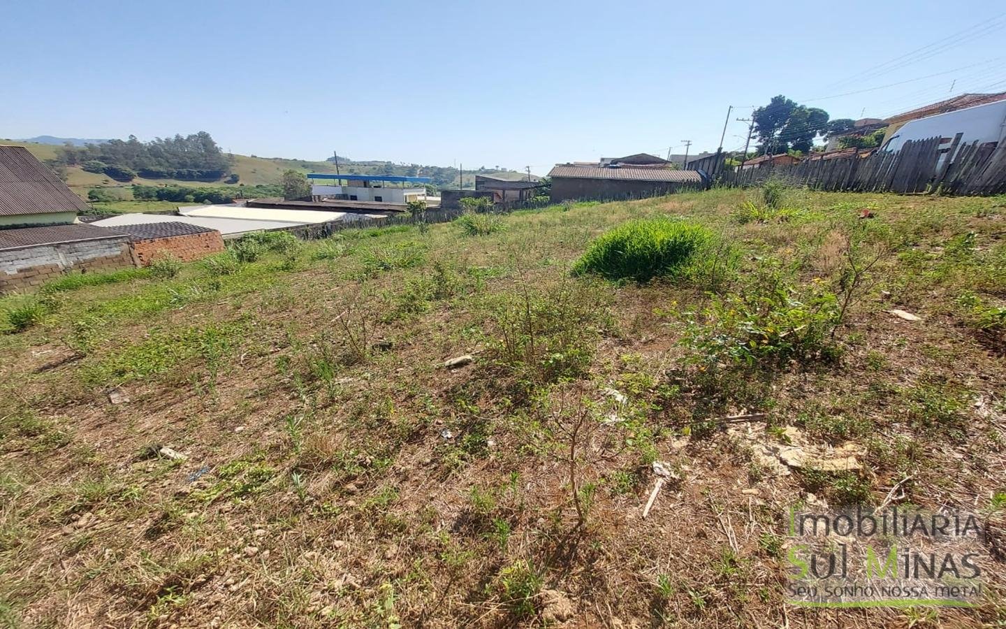 Lote de 900 m² a 50 metros da Fernão Dias em Cambuí MG Cod. 1798 (6)