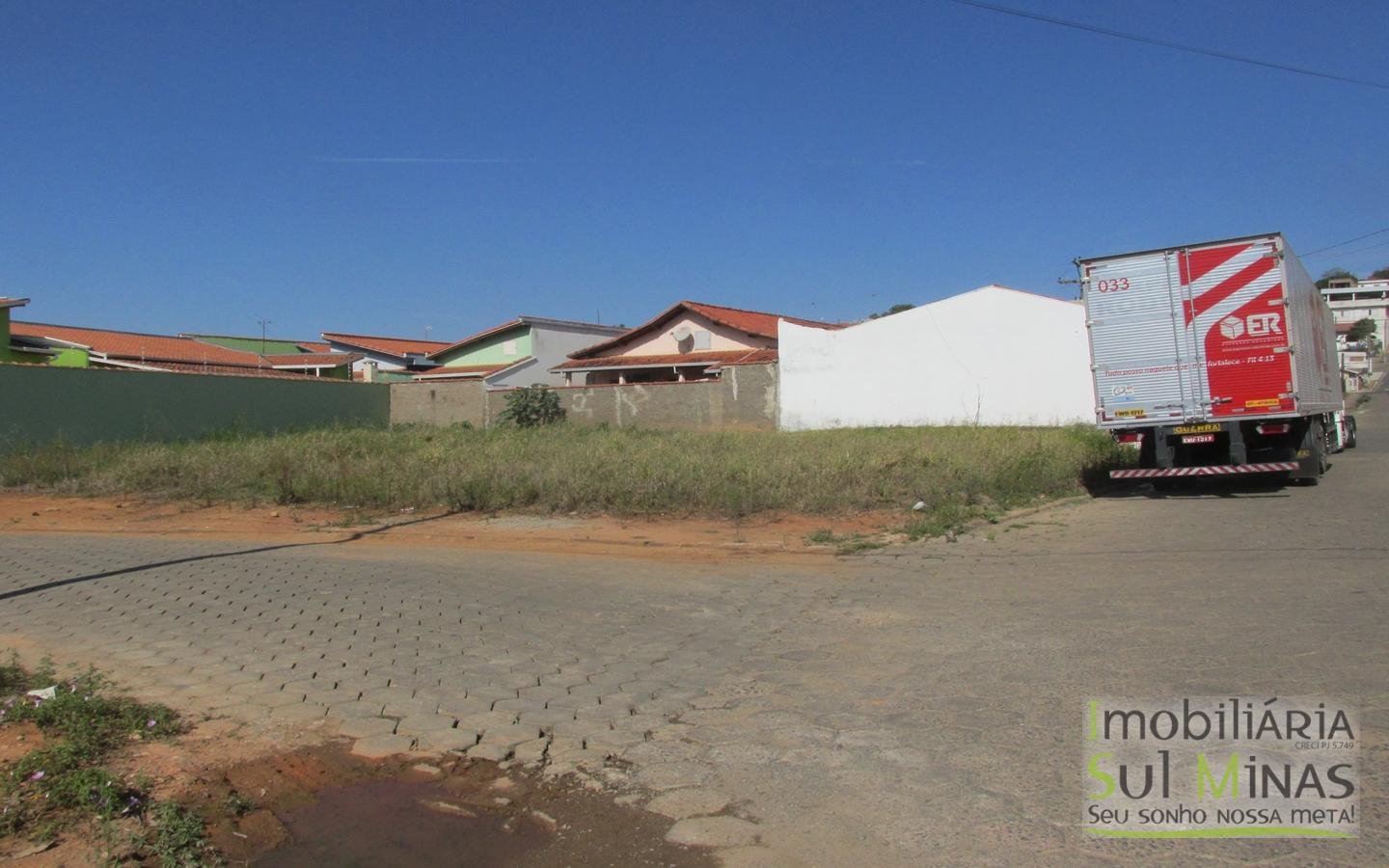 Lote em Cambuí MG de esquina Cod 868 (2)