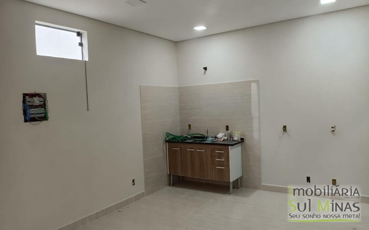 Salas Comerciais Para Locação em Localização Privilegiada em CambuíMG. cod2409 (4)