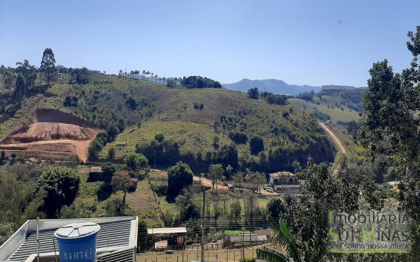 Sobrado a Venda em Cambuí MG Cód. 1495 (10)