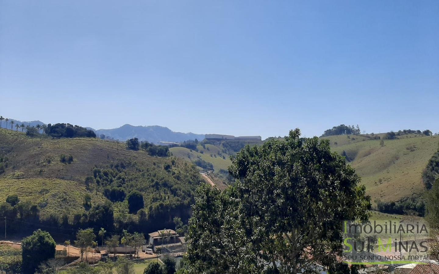 Sobrado a Venda em Cambuí MG Cód. 1495 (16)