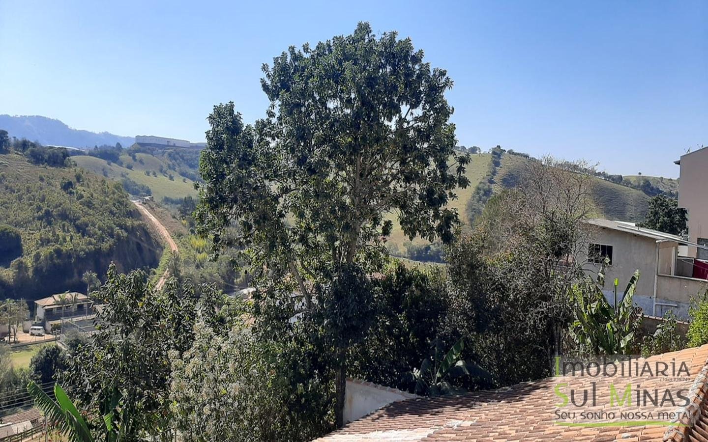 Sobrado a Venda em Cambuí MG Cód. 1495 (9)