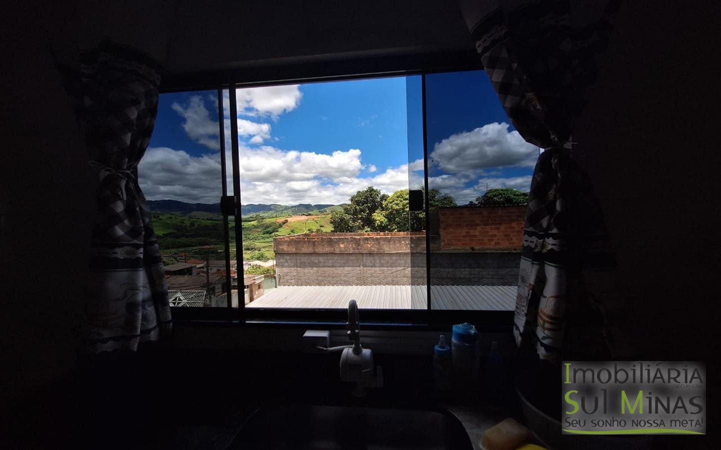 Sobrado a venda próximo a Fernão Dias em Cambuí MG Cod. 1857 (1)