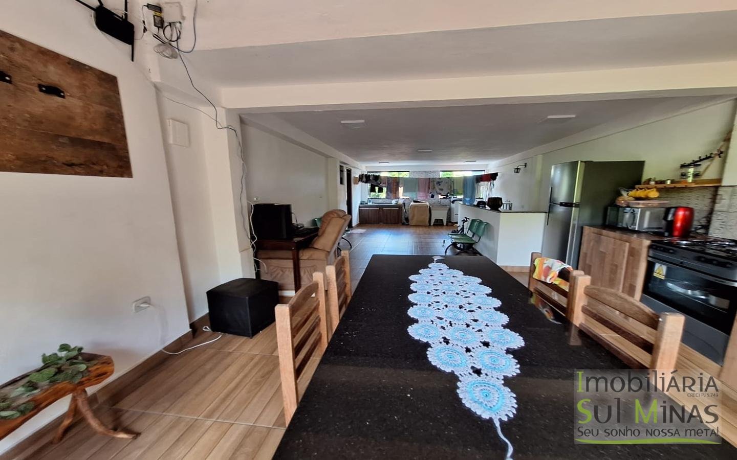 Sobrado a venda próximo a Fernão Dias em Cambuí MG Cod. 1857 (10)