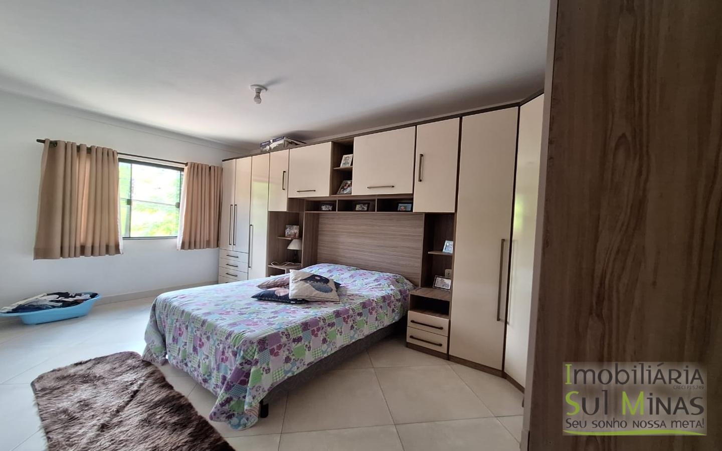 Sobrado a venda próximo a Fernão Dias em Cambuí MG Cod. 1857 (13)