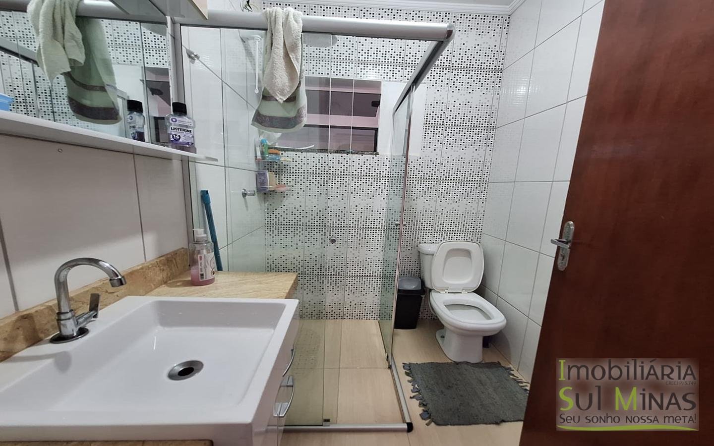 Sobrado a venda próximo a Fernão Dias em Cambuí MG Cod. 1857 (2)