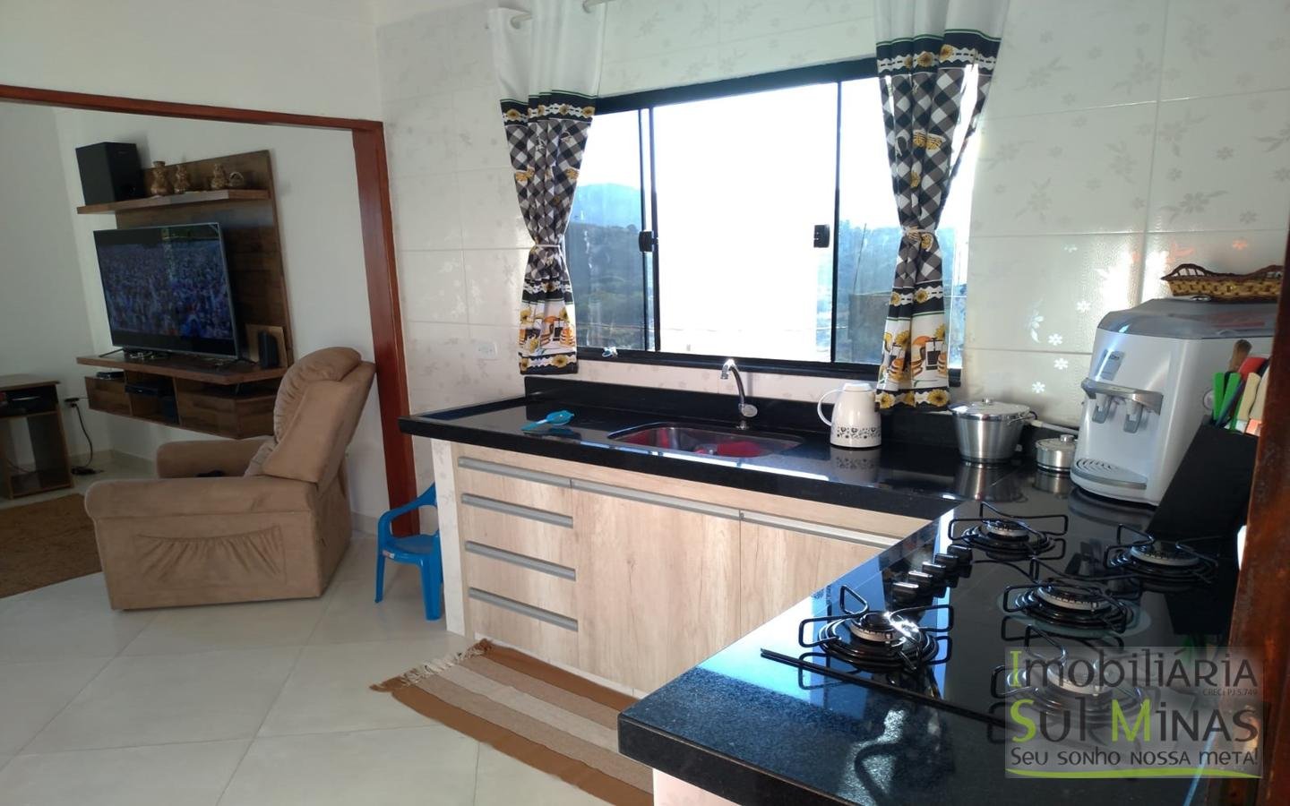 Sobrado a venda próximo a Fernão Dias em Cambuí MG Cod. 1857 (3)