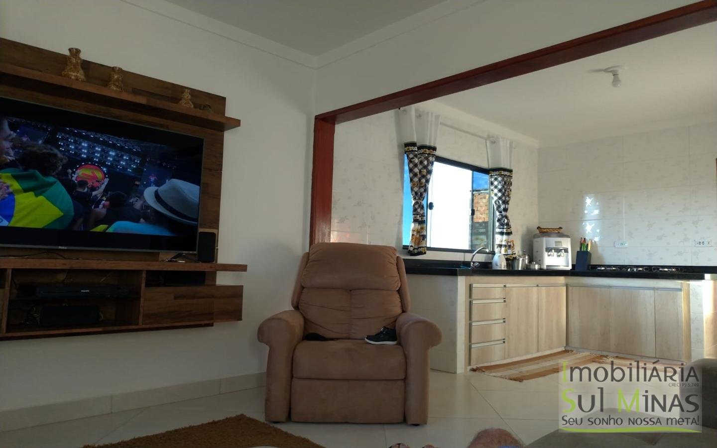 Sobrado a venda próximo a Fernão Dias em Cambuí MG Cod. 1857 (4)