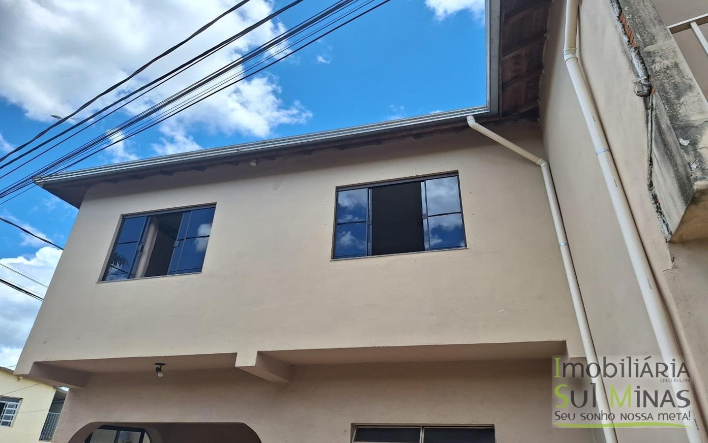 Sobrado a venda próximo a Fernão Dias em Cambuí MG Cod. 1857 (5)