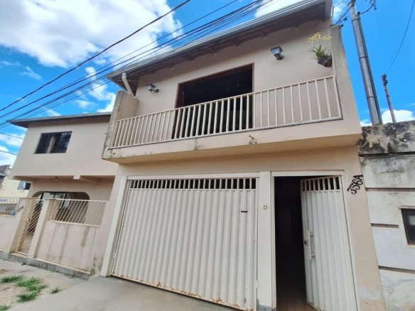 Sobrado a venda próximo a Fernão Dias em Cambuí MG Cod. 1857 (7)