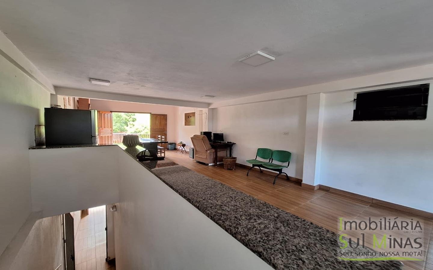 Sobrado a venda próximo a Fernão Dias em Cambuí MG Cod. 1857 (8)