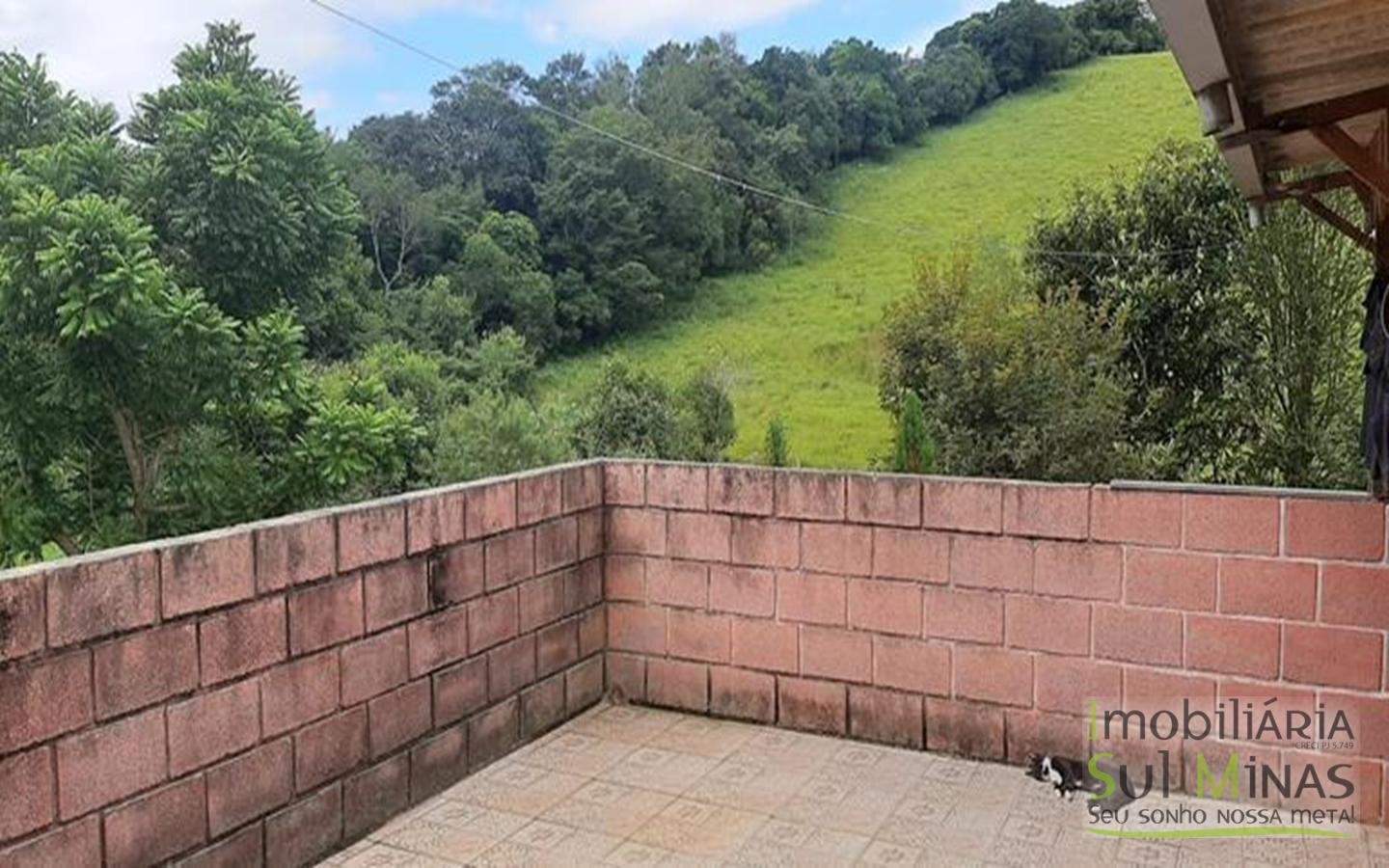 Sobrado com 400 metros de lote a Venda em Cambuí MG Cód (11)