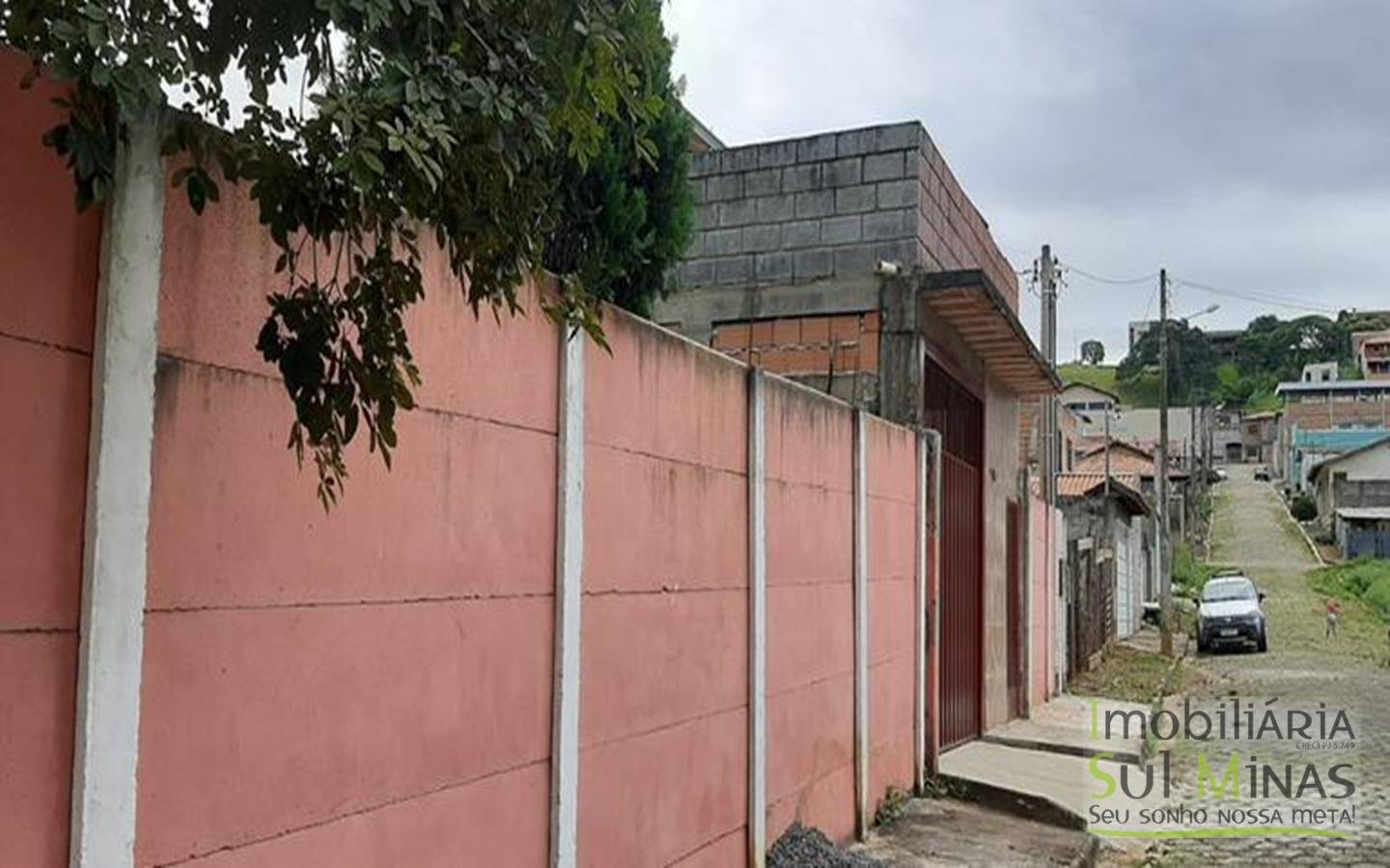 Sobrado com 400 metros de lote a Venda em Cambuí MG Cód (2)