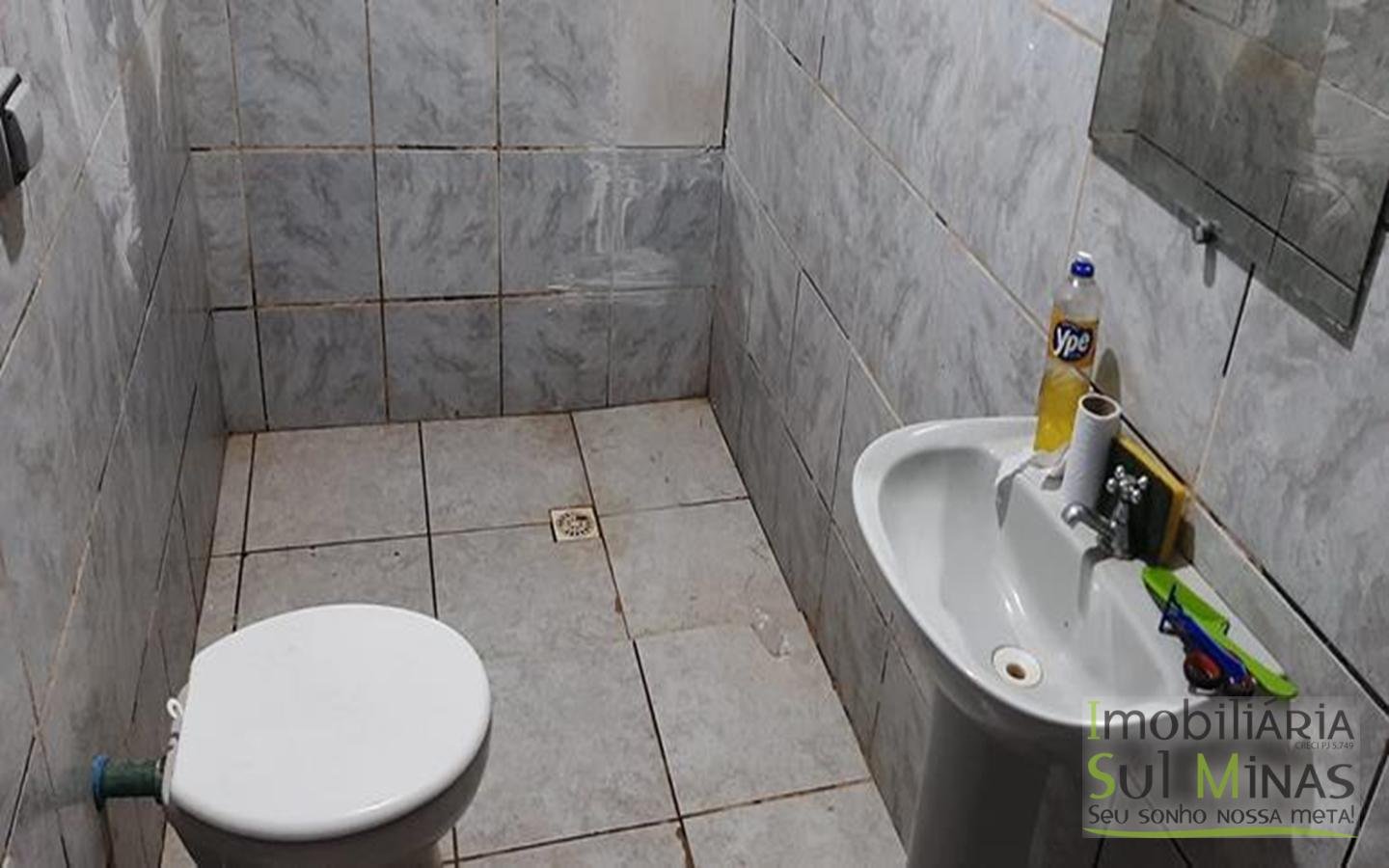 Sobrado com 400 metros de lote a Venda em Cambuí MG Cód (31)