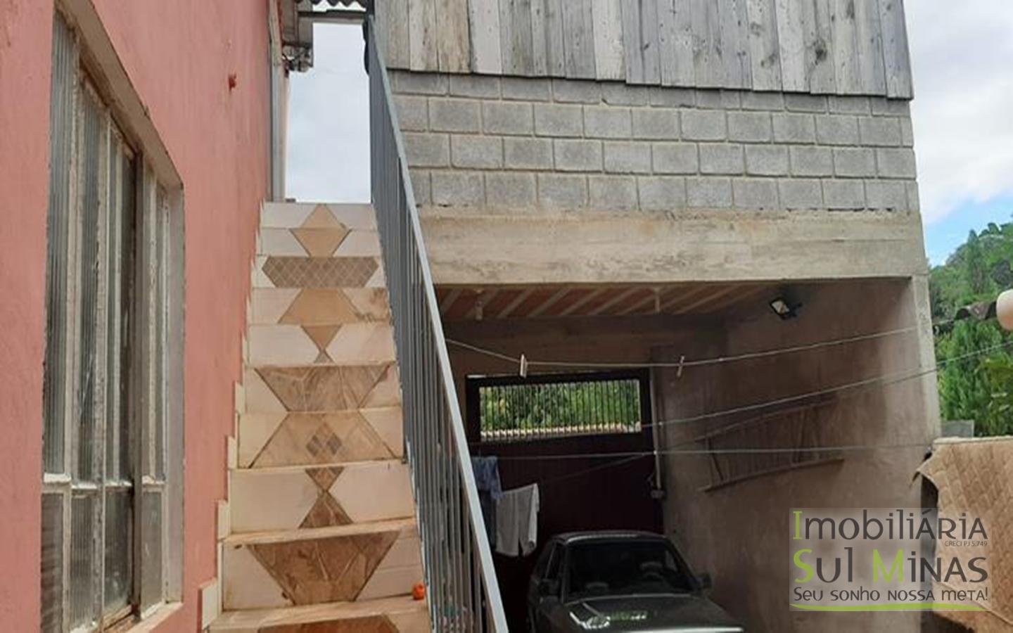 Sobrado com 400 metros de lote a Venda em Cambuí MG Cód (32)