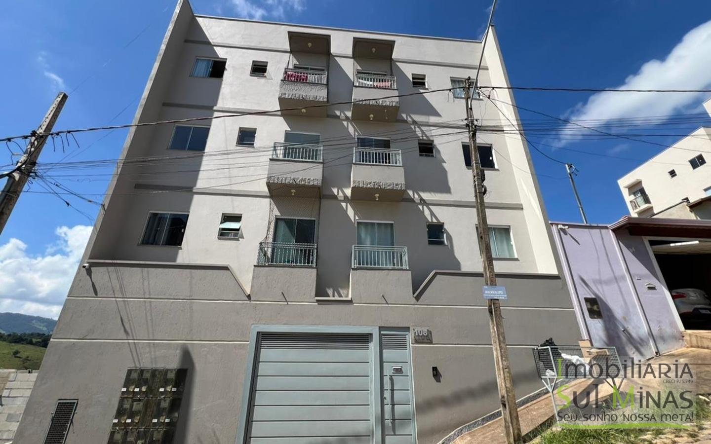 Apartamento para Locação com 2 Quartos e Varanda em Cambuí MG cod2445 (12) Apartamento para Locação com 2 Quartos e Varanda em Cambuí MG cod2445 (12)