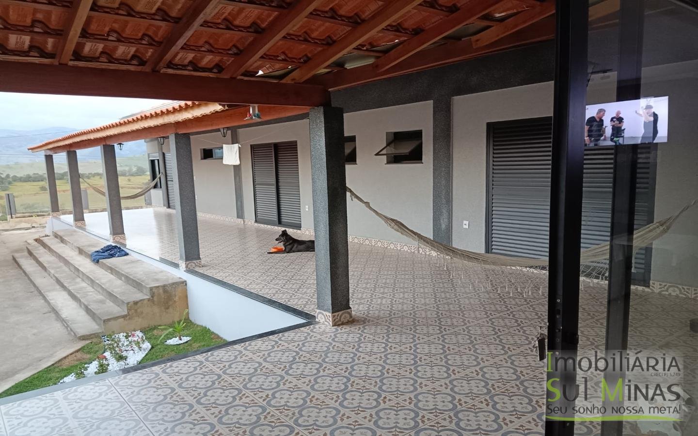 Casa Moderna de Alto Padrão em Cambuí MG (11)