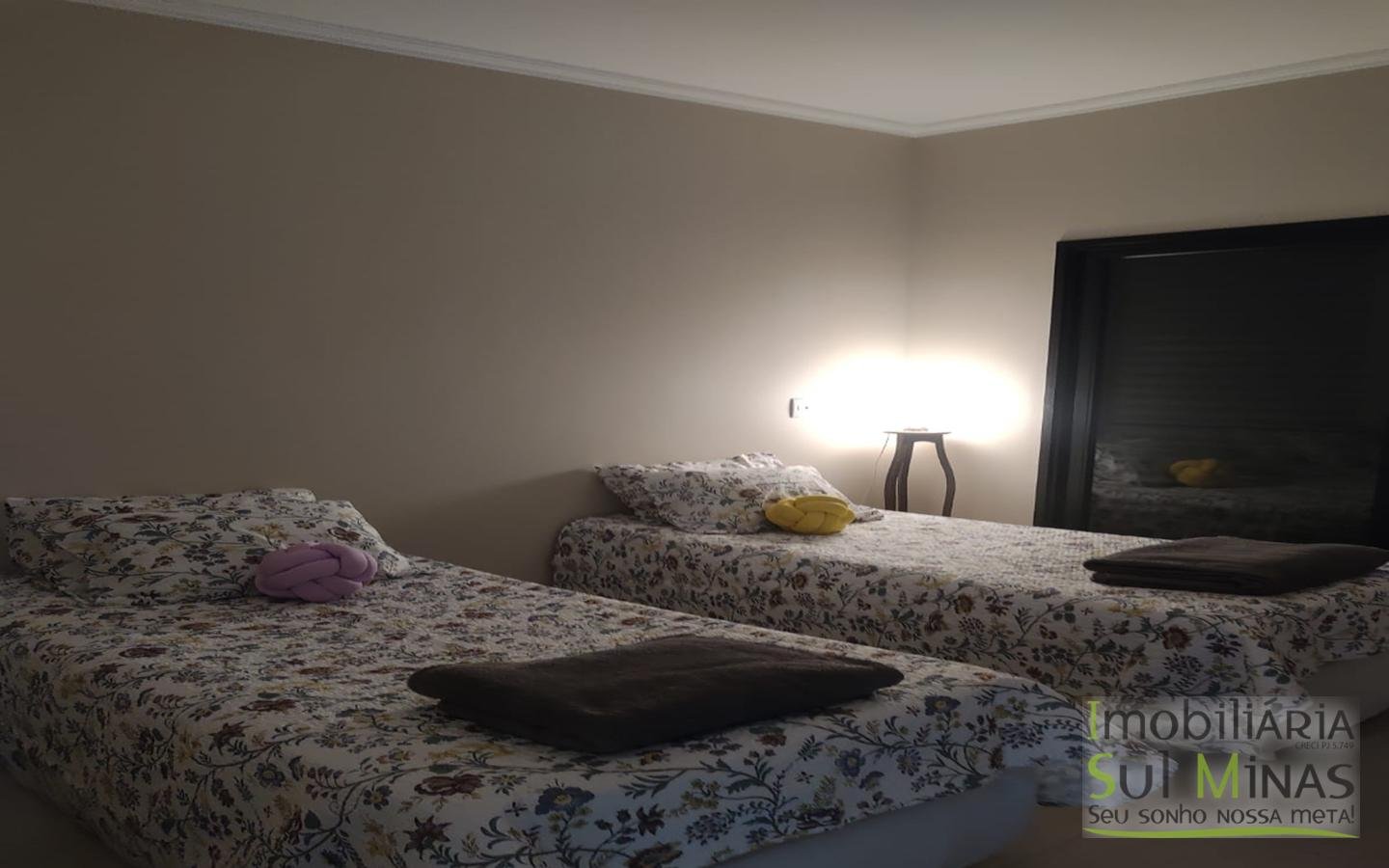 Casa Moderna de Alto Padrão em Cambuí MG (20)