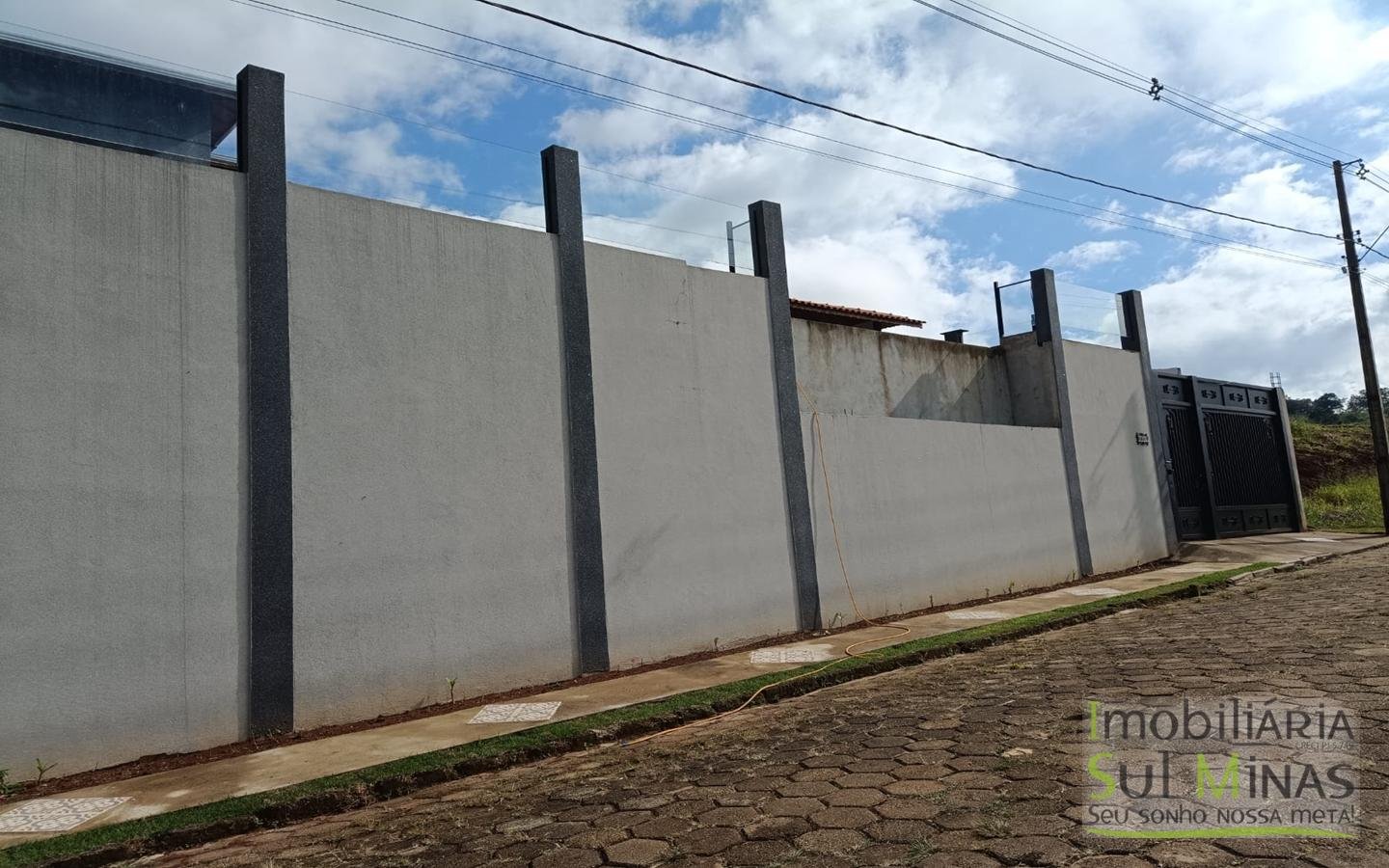 Casa Moderna de Alto Padrão em Cambuí MG (27)