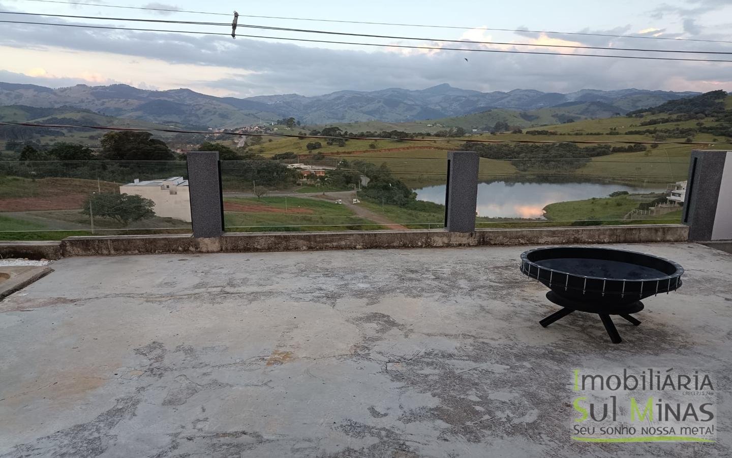 Casa Moderna de Alto Padrão em Cambuí MG (39)