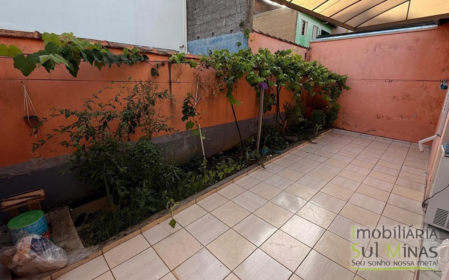 Casa Plana Com 3 Dormitórios (1 Suiíte) – Excelente Localização cod 2439 (8)