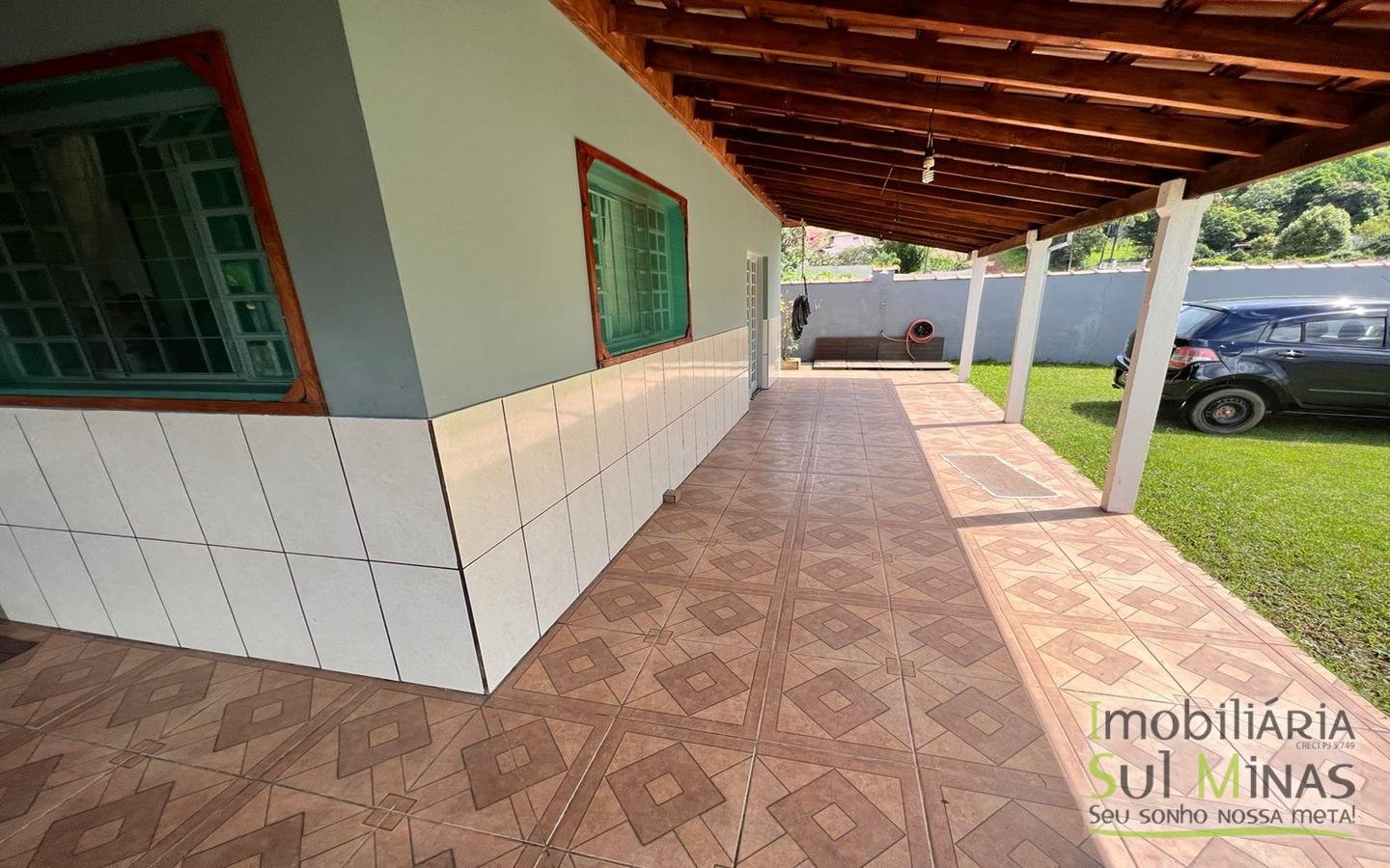 Casa com Piscina e Terreno de 1.066 m² a Venda no Córrego do Bom Jesus MG Cód. 1617 (18)