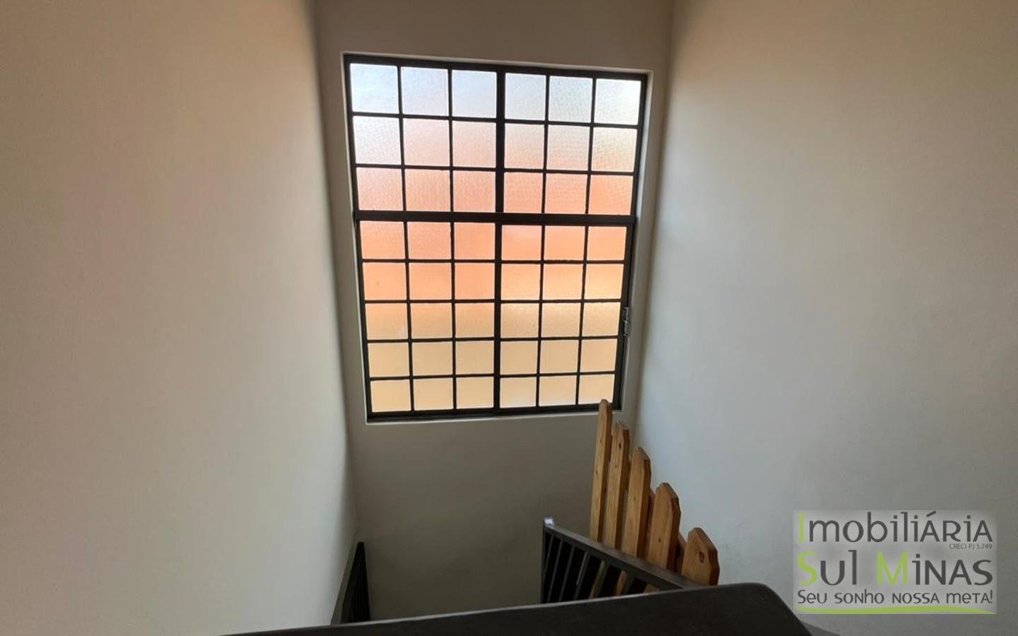 Casa de 195m ² à venda, próxima ao centro de Cambui MG cod2438 (5)